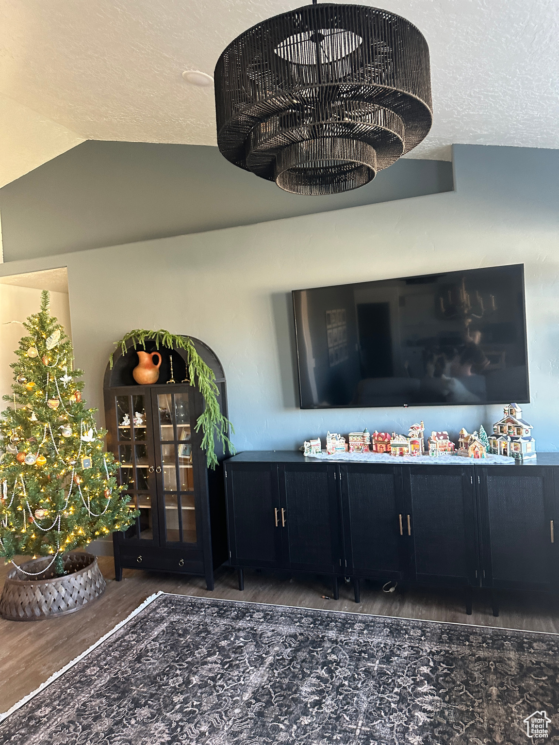 HUNTER HOLLOW SUBDIVISION - Residential