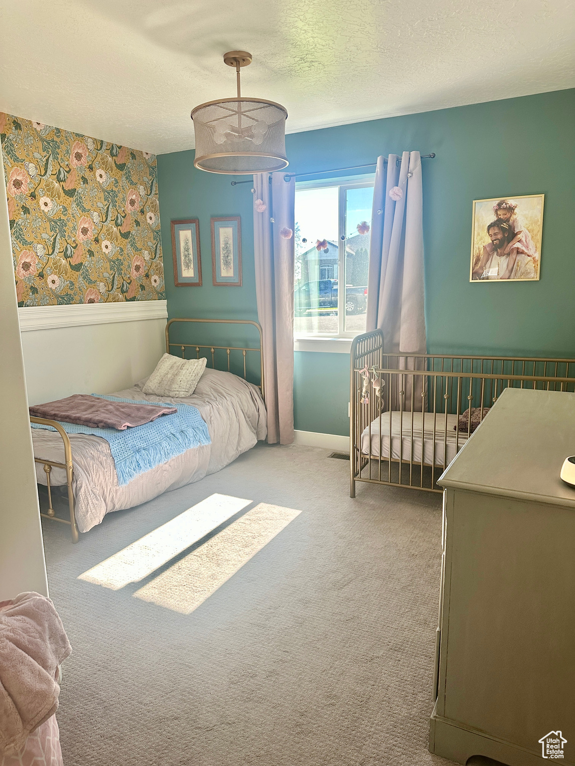 HUNTER HOLLOW SUBDIVISION - Residential