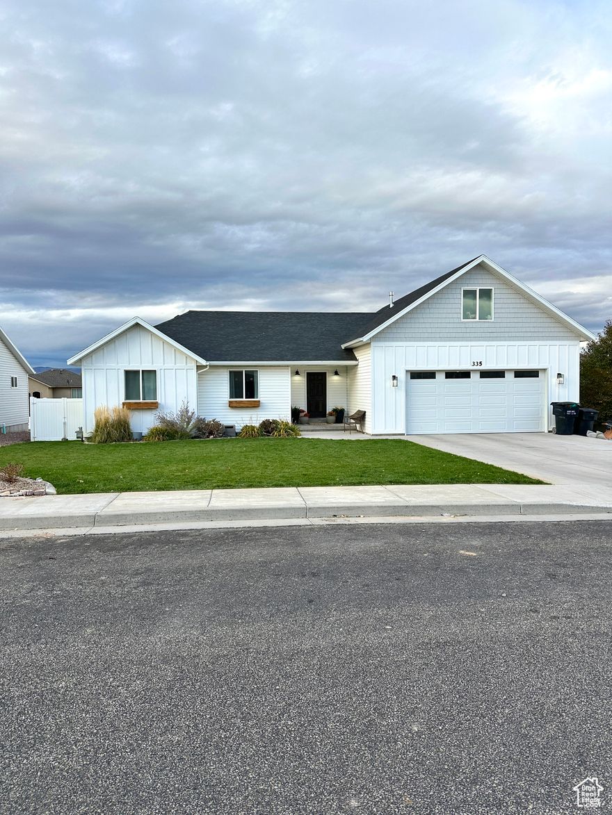 Built in 2019, a gorgeous custom home in a beautiful neighborhood. Granite and quartzite countertops throughout. Vaulted ceilings in living room. Fully landscaped and fenced with vinyl fencing. Fenced in dog run with turf. $500 towards closing costs.