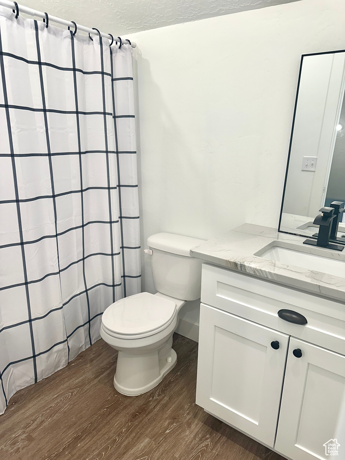 HUNTER HOLLOW SUBDIVISION - Residential