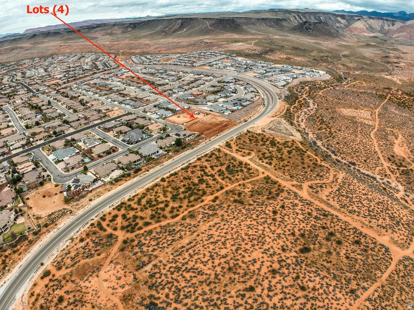 MUSTANG PASS - Land