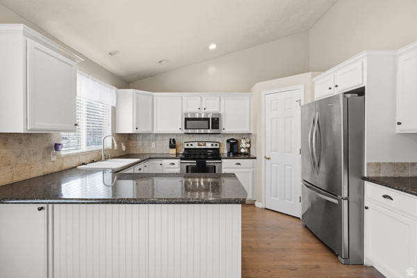 LEXINGTON PARK - Residential