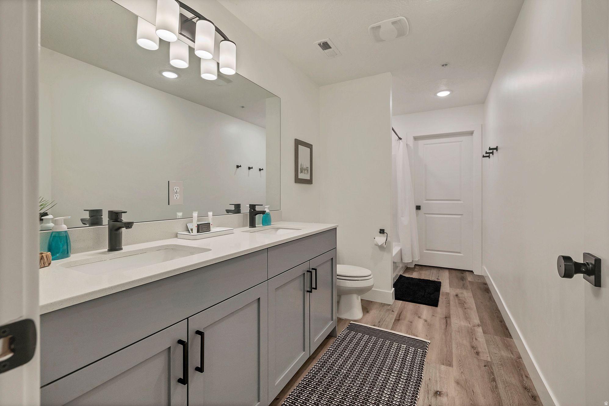 DESERT COLOR RESORT - Residential