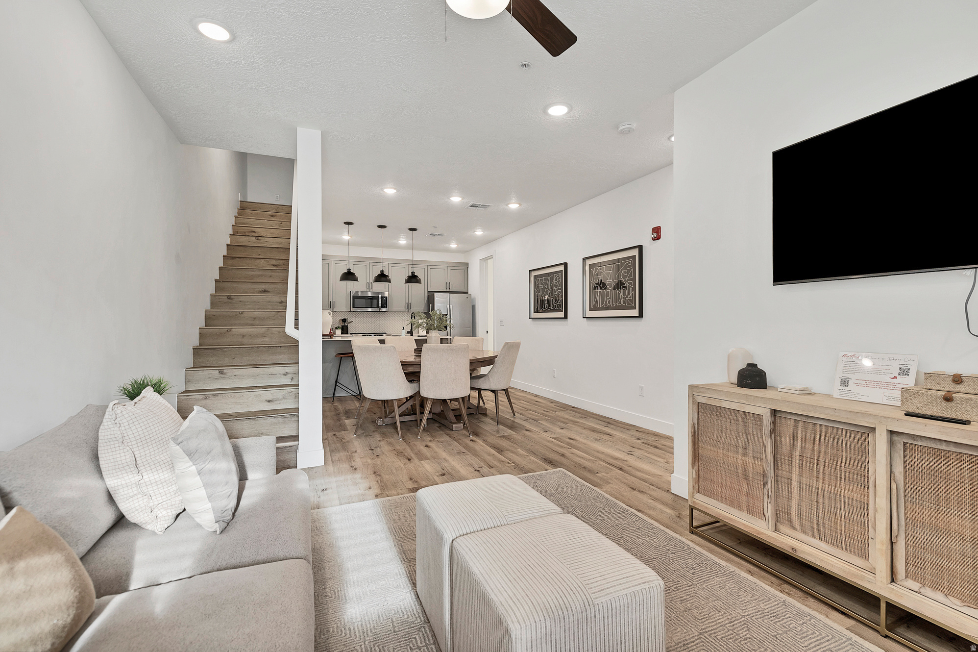 DESERT COLOR RESORT - Residential