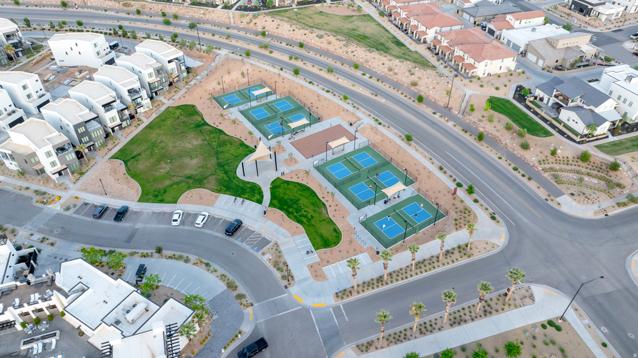 DESERT COLOR RESORT - Residential