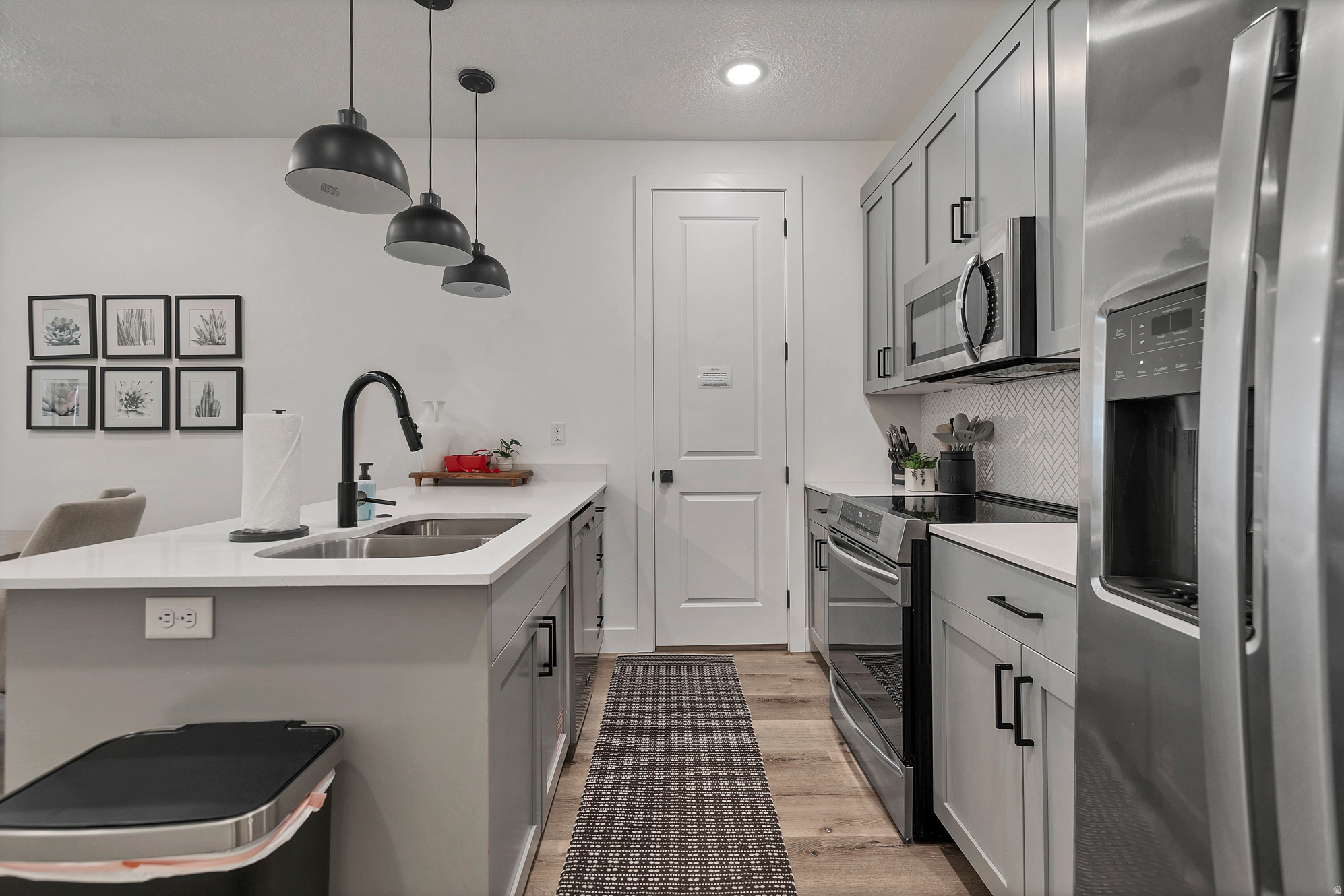 DESERT COLOR RESORT - Residential