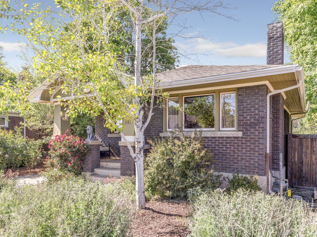 Photo of 727 E STRATFORD AVE S, Salt Lake City, UT 84106 (MLS # 2160477)