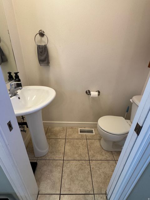 Tiny photo for 101 E 630 N, Smithfield, UT 84335 (MLS # 2126865)