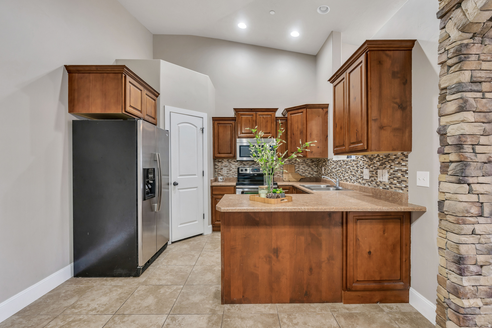 ROCK CREEK CONDO - Residential