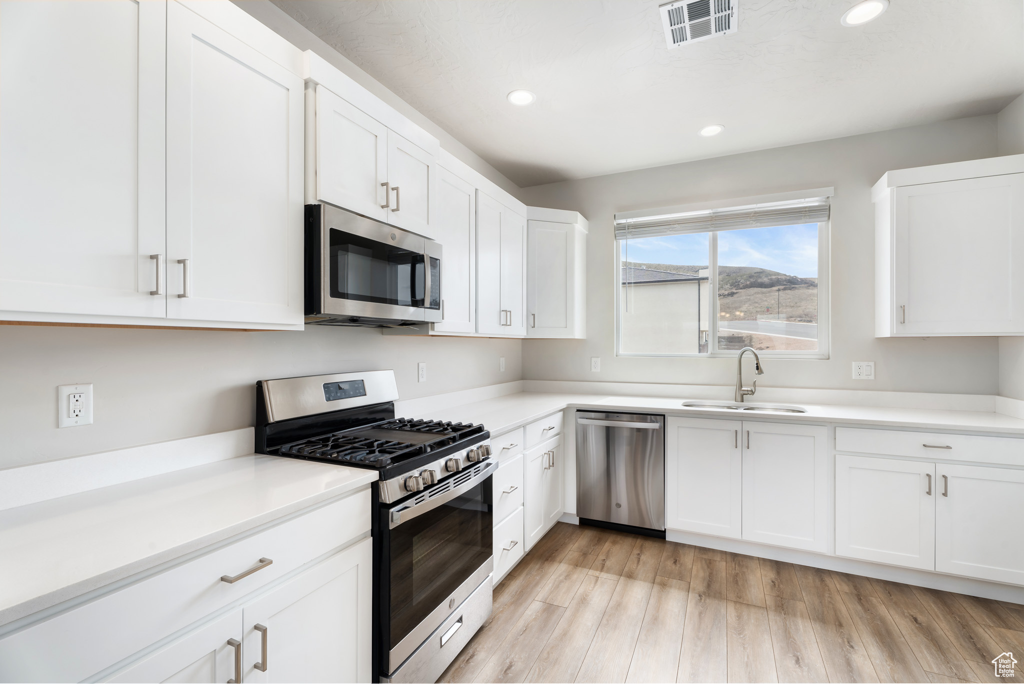 HURRICANE VIEWS PLAT A - Residential