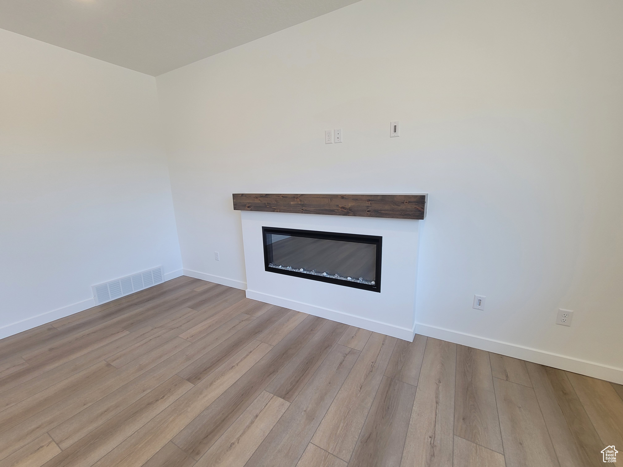SHELLY ACRES - Residential