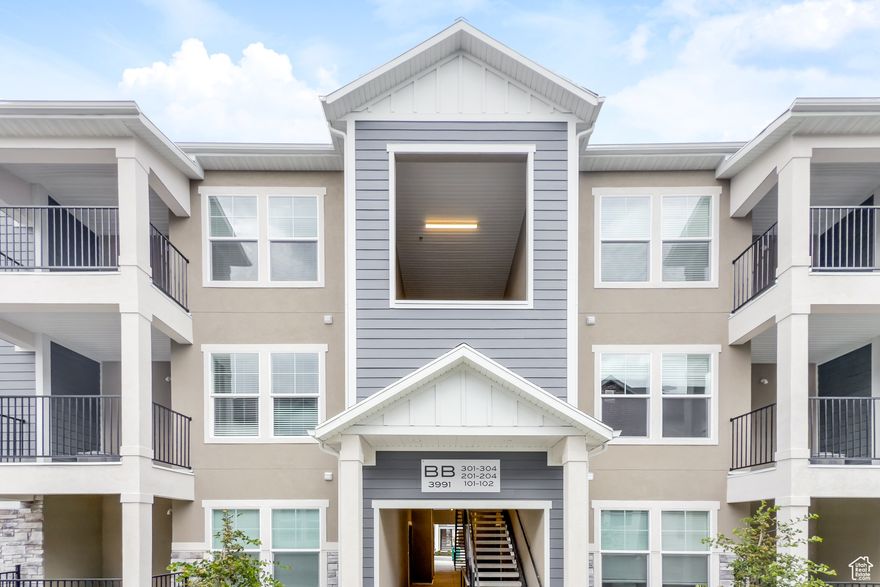 Welcome to this stunning 3-bedroom, 2-bathroom house located in the desirable area of Lehi, UT. This new build features top-floor living with 9' ceilings and stainless steel appliances including a dishwasher, refrigerator, stove/oven, and built-in microwave.and attached one car garage with a 220V outlet for your car charger! Enjoy the convenience of HOA amenities such as a community gym, pool, and pickleball court. Located close to Silicon Slopes, this end unit offers a modern and comfortable living space for those looking to enjoy the best of what Lehi has to offer. Don't miss out on this fantastic opportunity to call this house your home.  Unit Amenities: - New Build! - Community Pool - Community Gym - Community Pickleball Court - Stainles Steel Appliances Include: Refrigerator, Stove/Oven, Dishwasher, Built-in Microwave - 9' Ceilings - Close to Great Employers In Silicon Slopes!  Monthly Rent $2,500 Security Deposit: $2,500.00 ($750 Non-Refundable) Application Fee: $49.00 No Pets Resident Responsible for all Utilities (adjust as needed) $101.00 Monthly Utility Charge (Water, Garbage, Sewer, HOA) Tenants Responsible for All Utilities  Rental Qualifications: - Documented gross income must be 3x the monthly rent for the household. - Satisfactory rental references with positive payment history - Credit in good standing. - Criminal/Background screening  no violent or drug related offenses, no offenses related to theft or fraud.  No Smoking or Vaping.  email admin@pathwayprops.com to schedule a tour or call/text 385-600-5415  Professionally managed by Pathway Properties, LLC