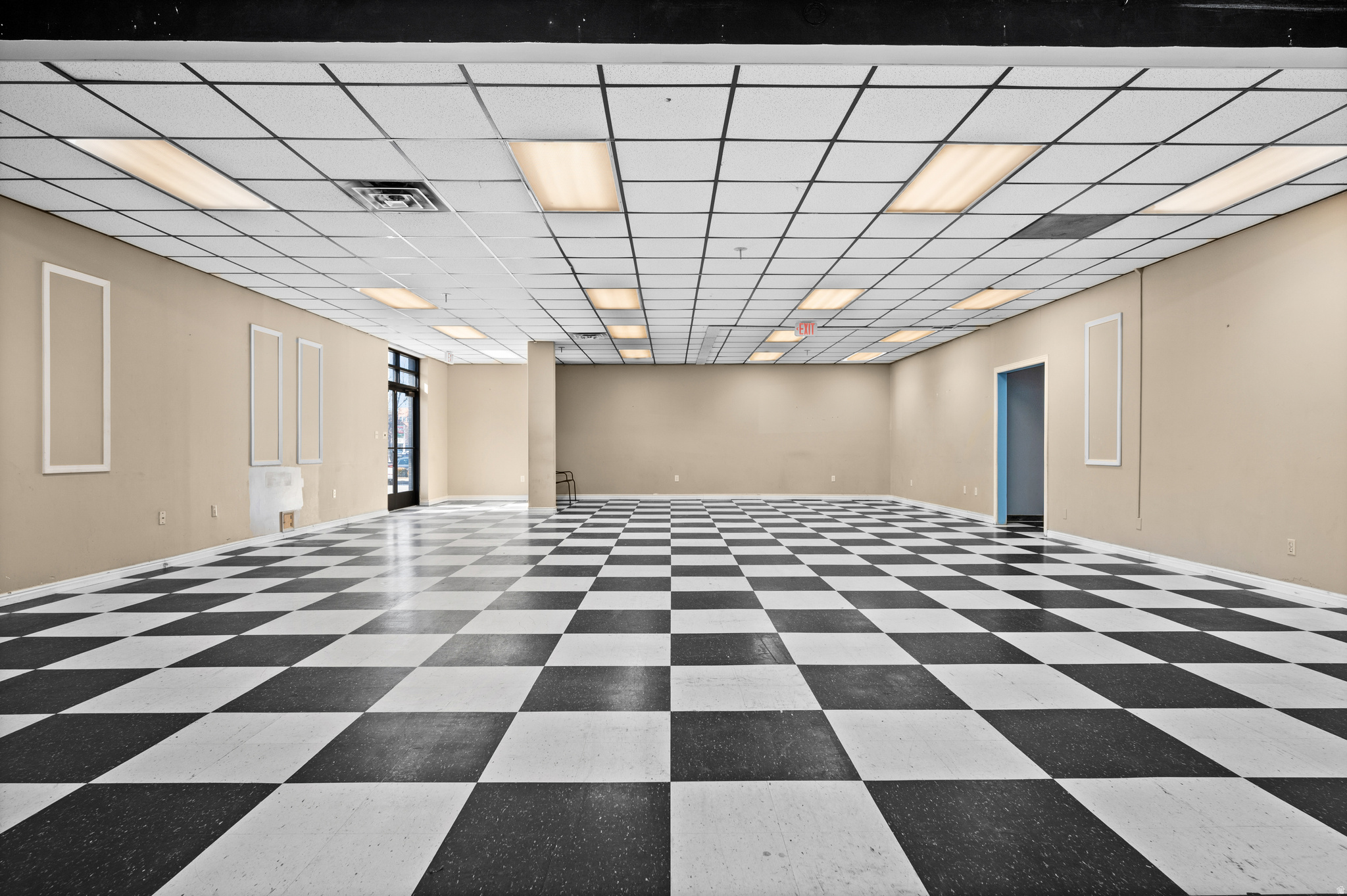 COLUMBIA SUB - Commercial Lease