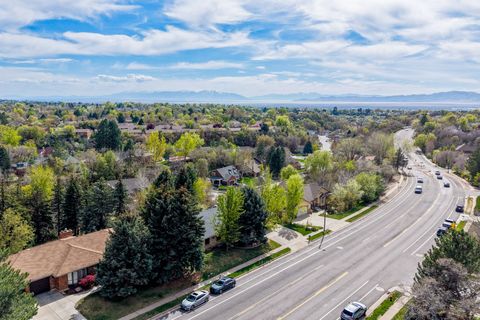 Tiny photo for 2612 E ANTELOPE DR, Layton, UT 84040 (MLS # 2148741)