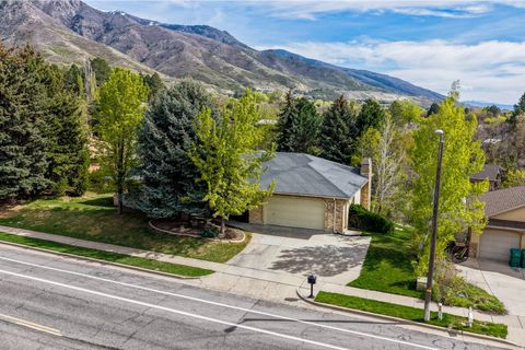 Tiny photo for 2612 E ANTELOPE DR, Layton, UT 84040 (MLS # 2148741)