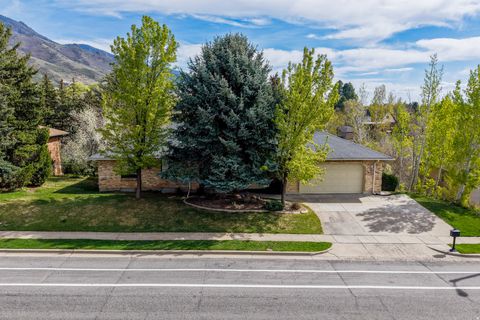Tiny photo for 2612 E ANTELOPE DR, Layton, UT 84040 (MLS # 2148741)