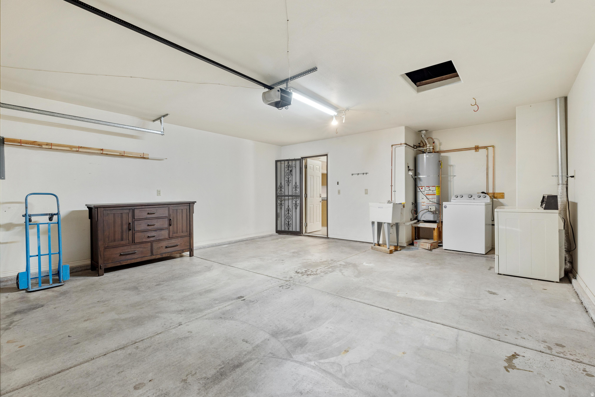 MESAS AMD - Residential