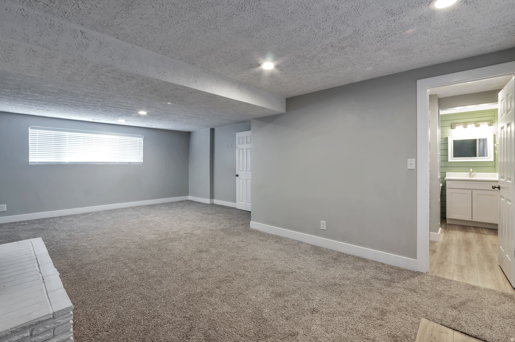 SIMMONS - Residential