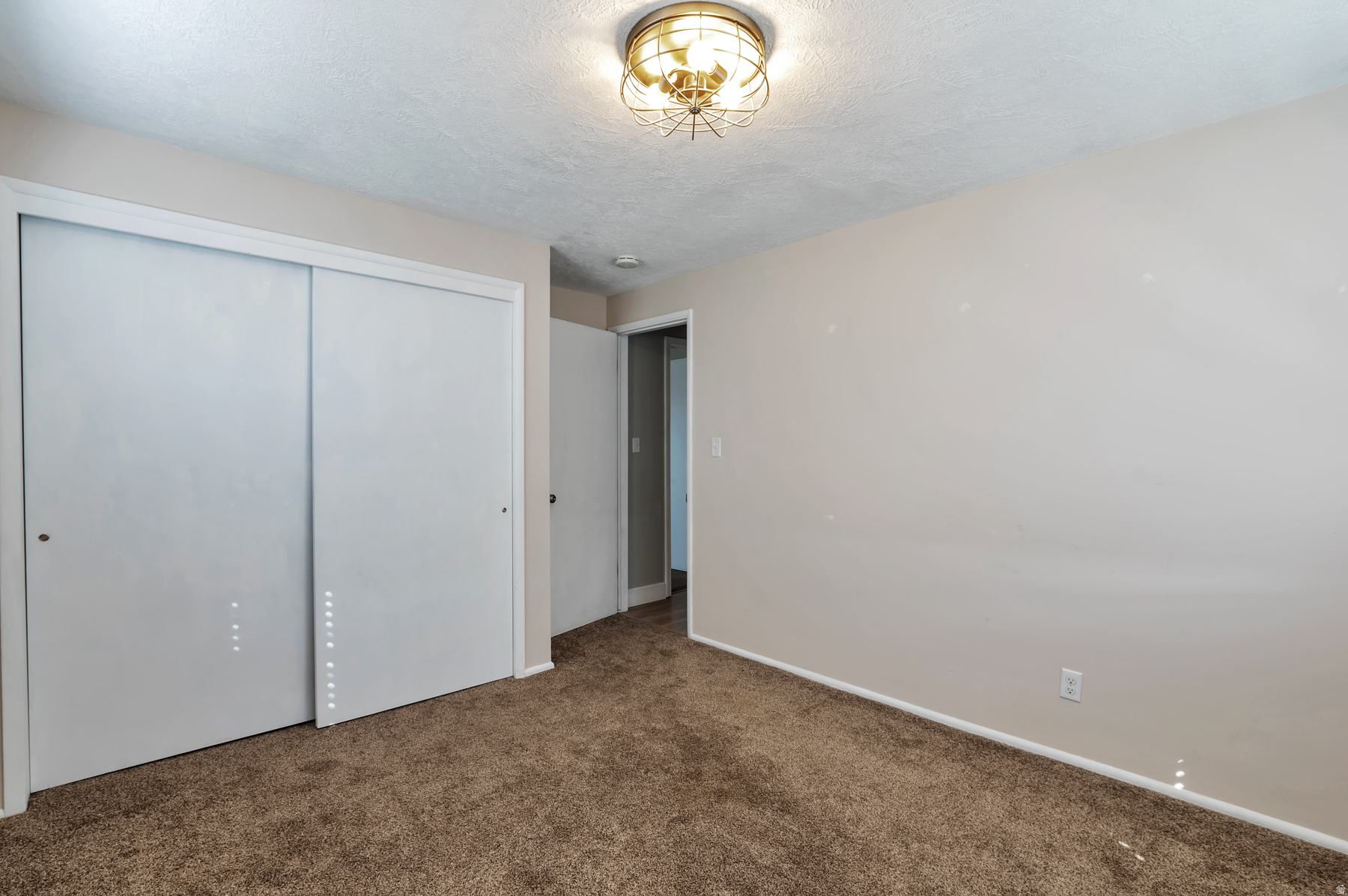 SIMMONS - Residential