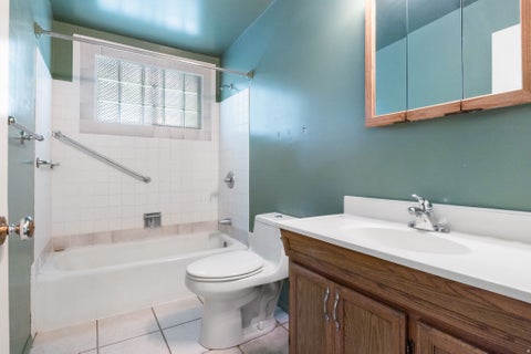 Tiny photo for 2173 E 6675 S, Cottonwood Heights, UT 84121 (MLS # 2182958)