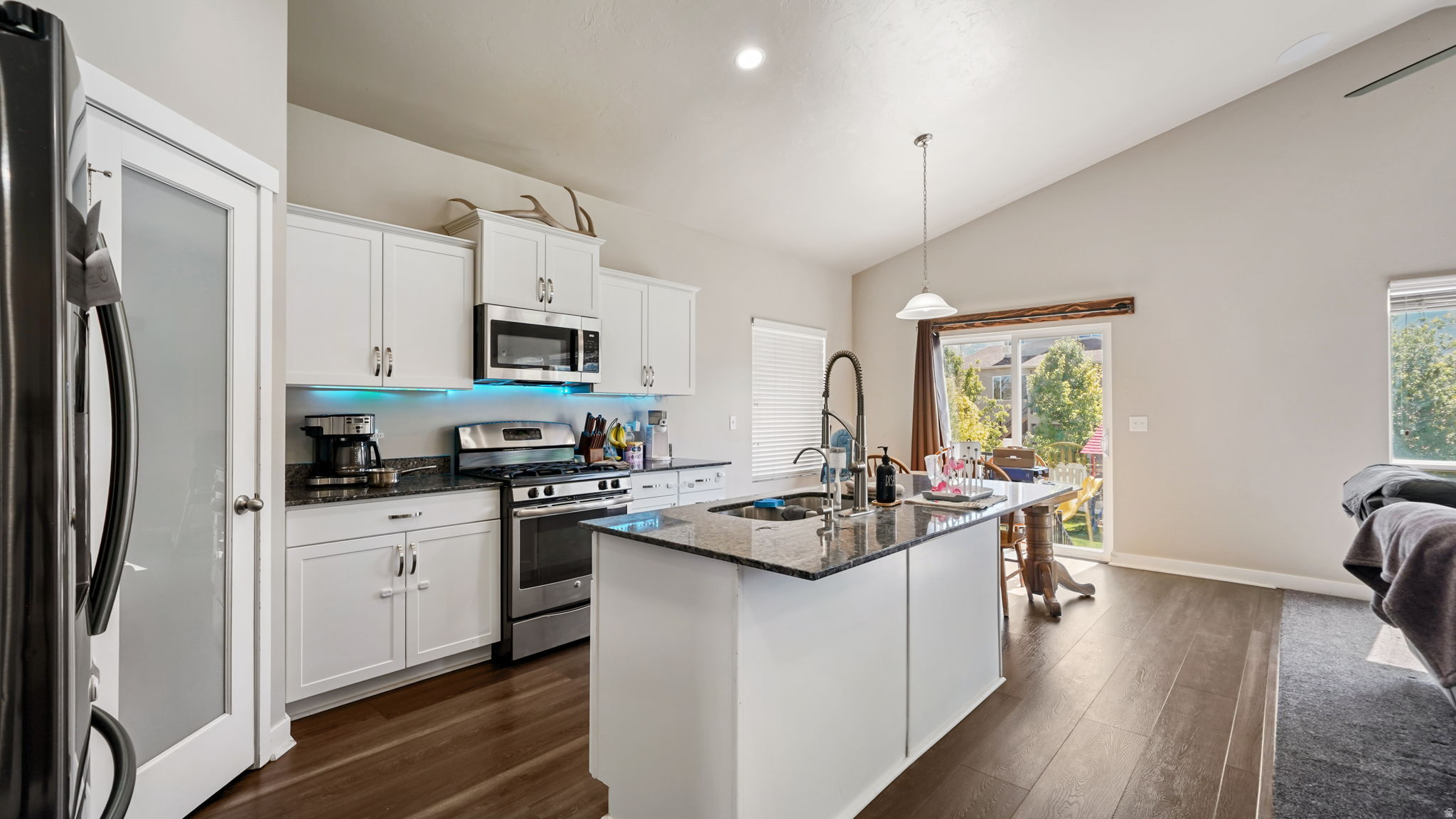 STANSBURY PLACE - Residential