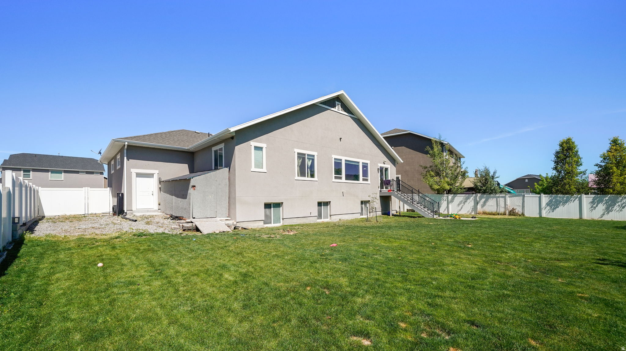 STANSBURY PLACE - Residential