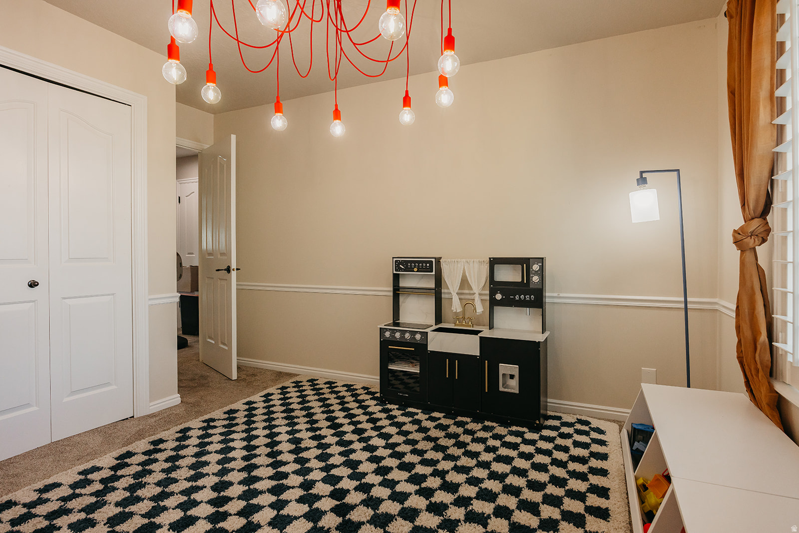 RIDGE ESTATES SUBDIV - Residential