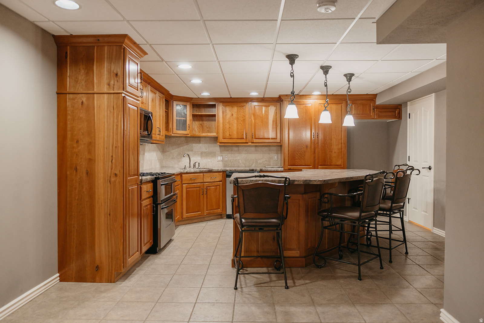 RIDGE ESTATES SUBDIV - Residential