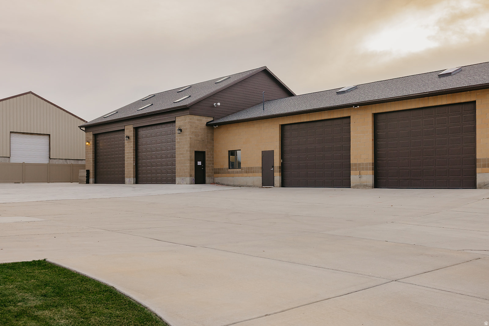 RIDGE ESTATES SUBDIV - Residential