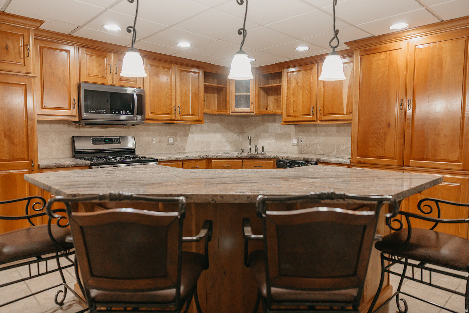 RIDGE ESTATES SUBDIV - Residential