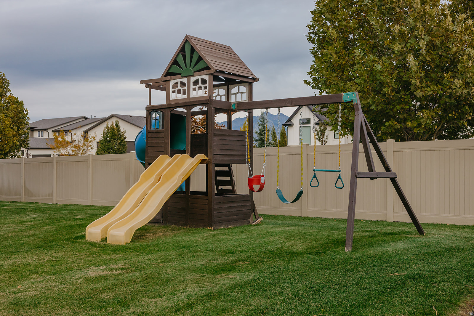 RIDGE ESTATES SUBDIV - Residential