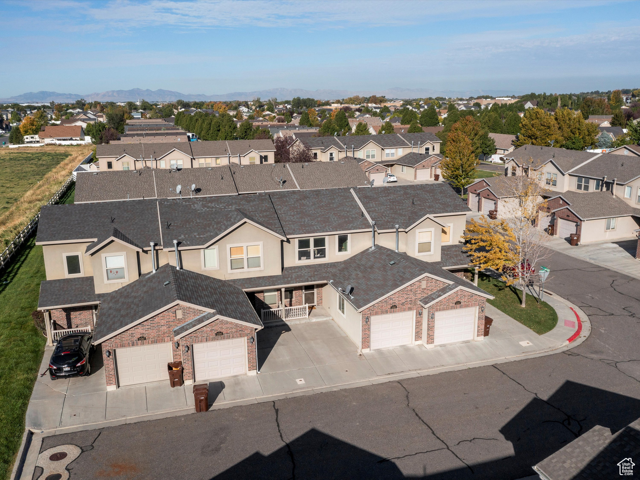NEW TOWN SQUARE - Residential