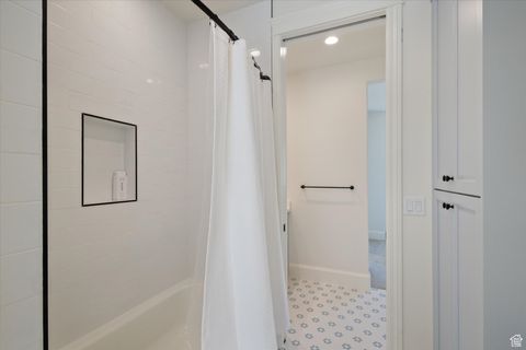 Tiny photo for 14598 S CANYON EDGE CIR, Draper (UT Cnty), UT 84020 (MLS # 2103815)