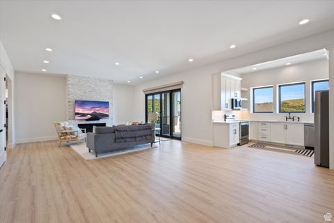 Tiny photo for 14598 S CANYON EDGE CIR, Draper (UT Cnty), UT 84020 (MLS # 2103815)