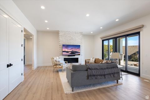 Tiny photo for 14598 S CANYON EDGE CIR, Draper (UT Cnty), UT 84020 (MLS # 2103815)