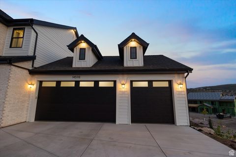 Tiny photo for 14598 S CANYON EDGE CIR, Draper (UT Cnty), UT 84020 (MLS # 2103815)