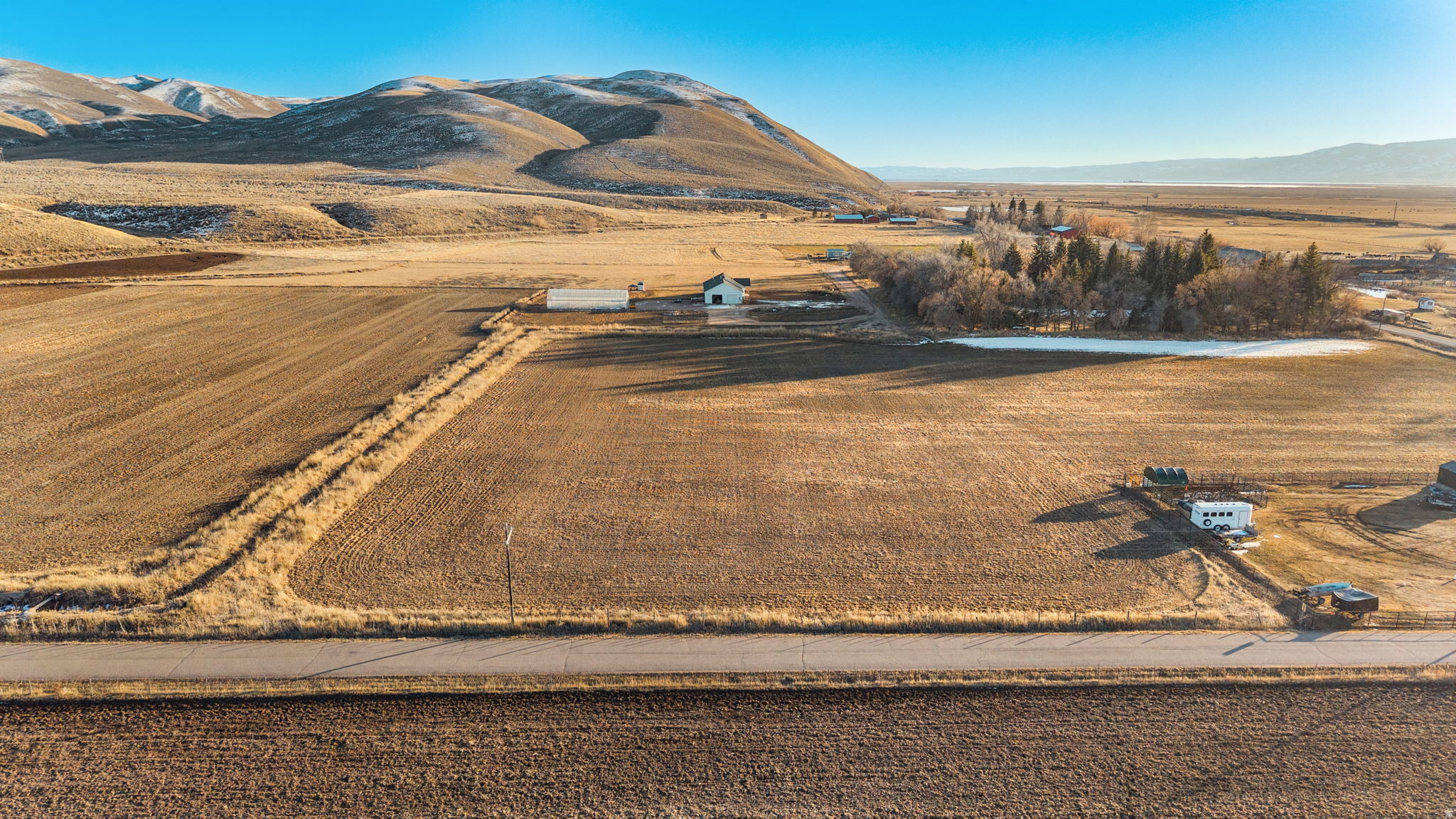PRAIRIE DREAMS - Land