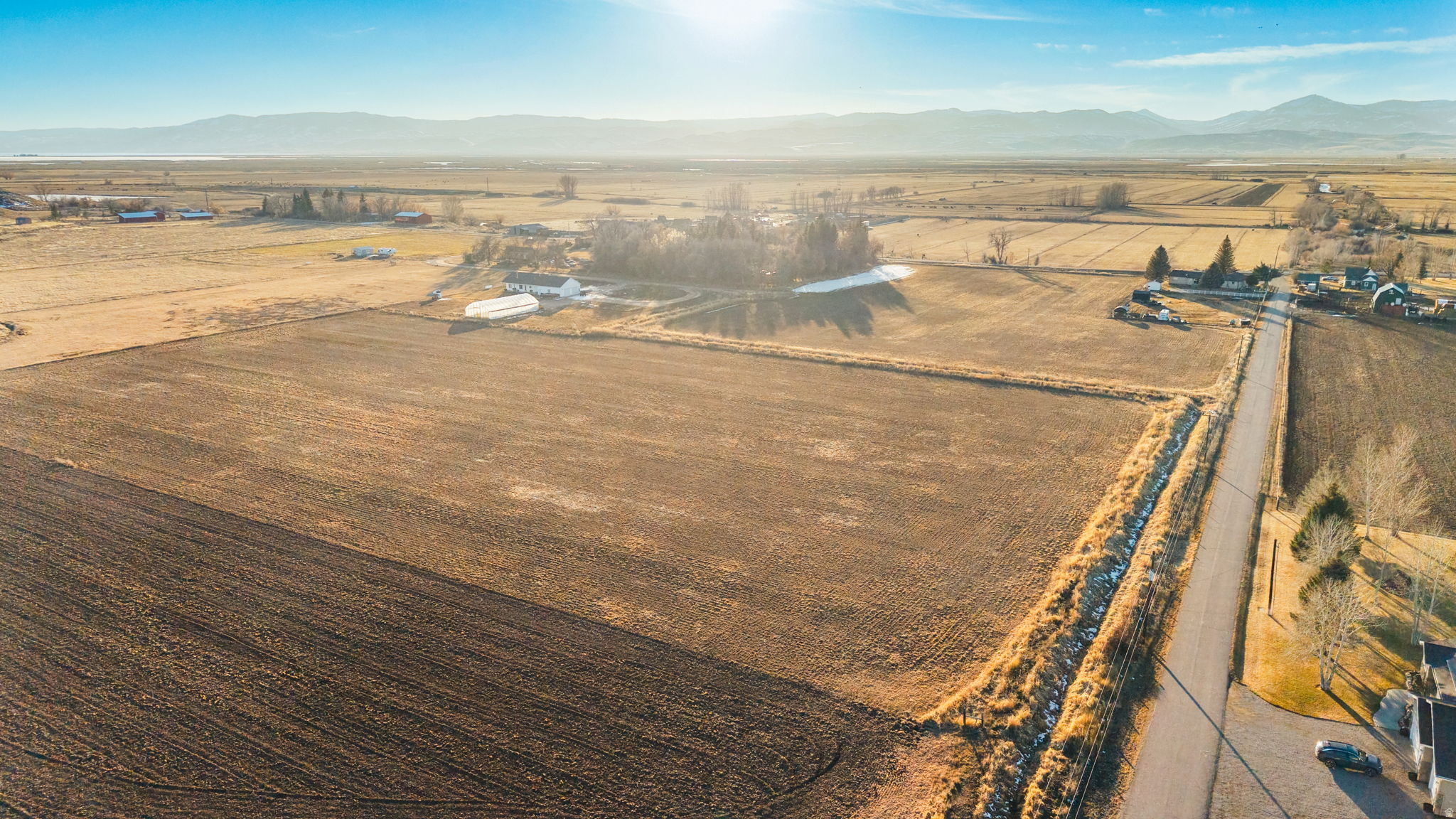 PRAIRIE DREAMS - Land