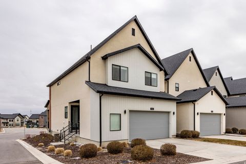 Tiny photo for 2426 N ALESUND WAY, Lehi, UT 84043 (MLS # 2127524)