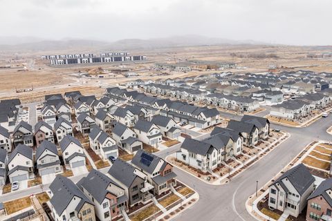 Tiny photo for 2426 N ALESUND WAY, Lehi, UT 84043 (MLS # 2127524)