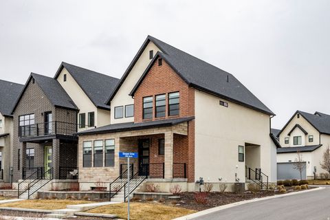 Tiny photo for 2426 N ALESUND WAY, Lehi, UT 84043 (MLS # 2127524)
