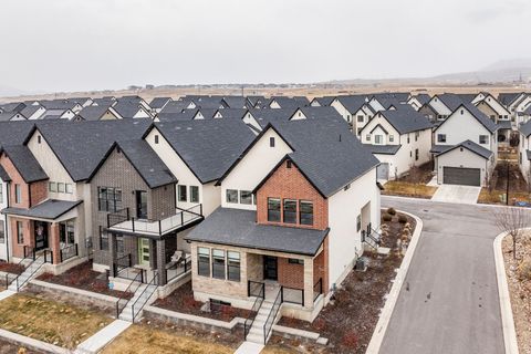 Tiny photo for 2426 N ALESUND WAY, Lehi, UT 84043 (MLS # 2127524)