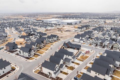 Tiny photo for 2426 N ALESUND WAY, Lehi, UT 84043 (MLS # 2127524)