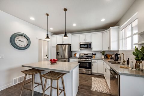 Tiny photo for 2426 N ALESUND WAY, Lehi, UT 84043 (MLS # 2127524)
