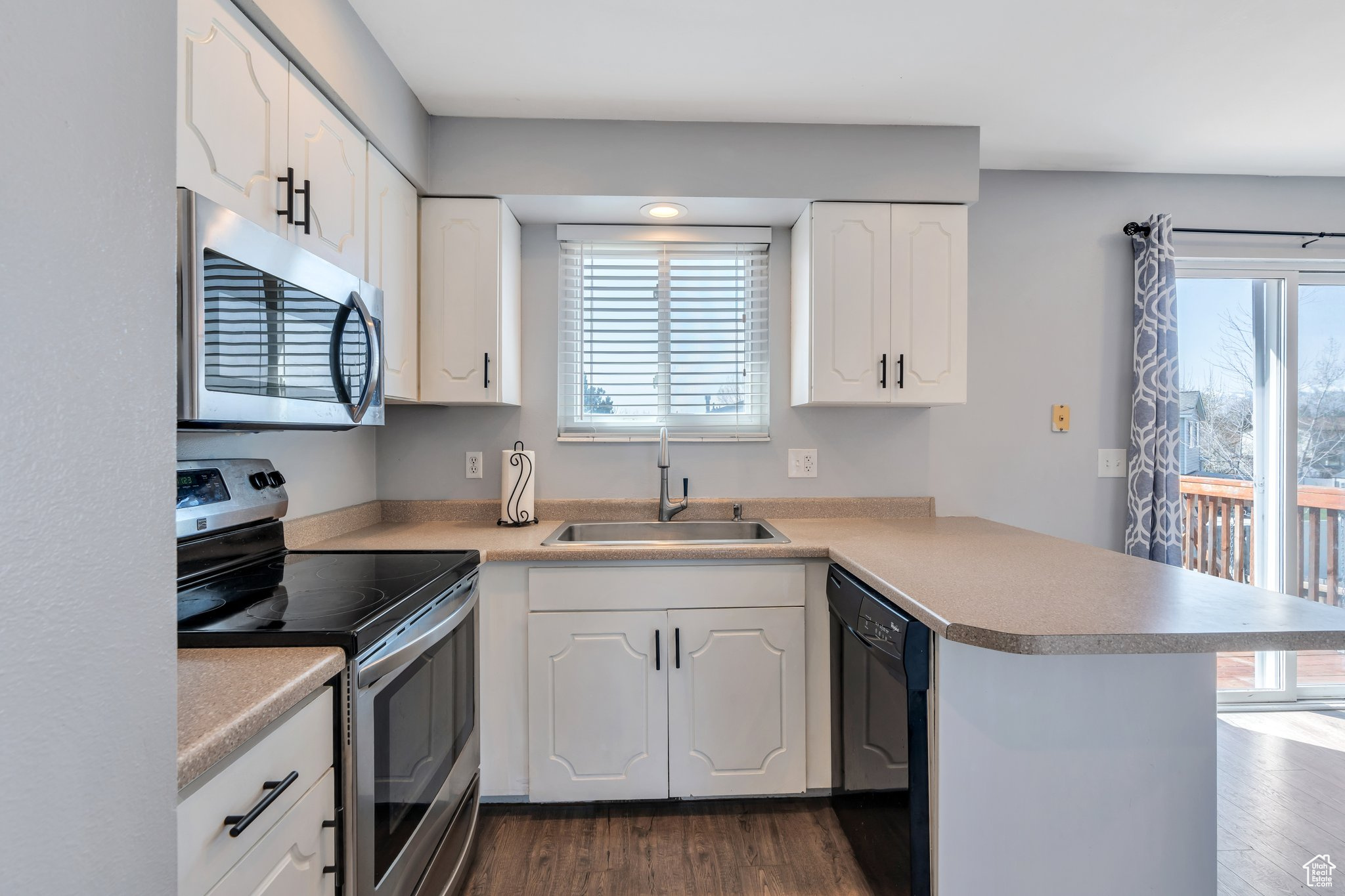 3219 W Kingsbrook Ave, Taylorsville, Utah image 4