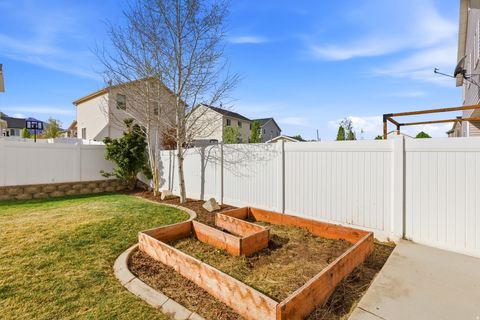 Tiny photo for 71 W 860 N, Santaquin, UT 84655 (MLS # 2147221)