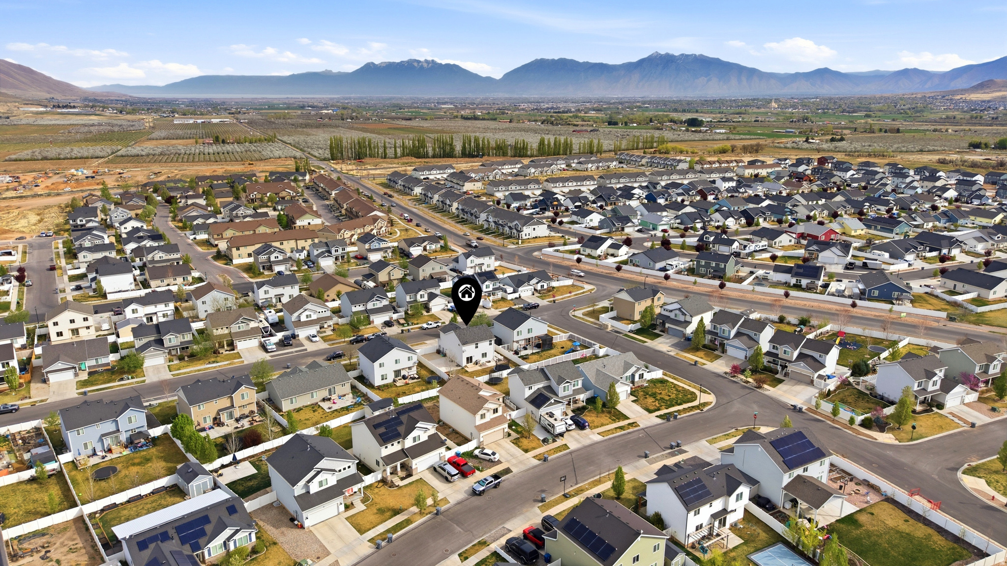 APPLE HOLLOW - Residential