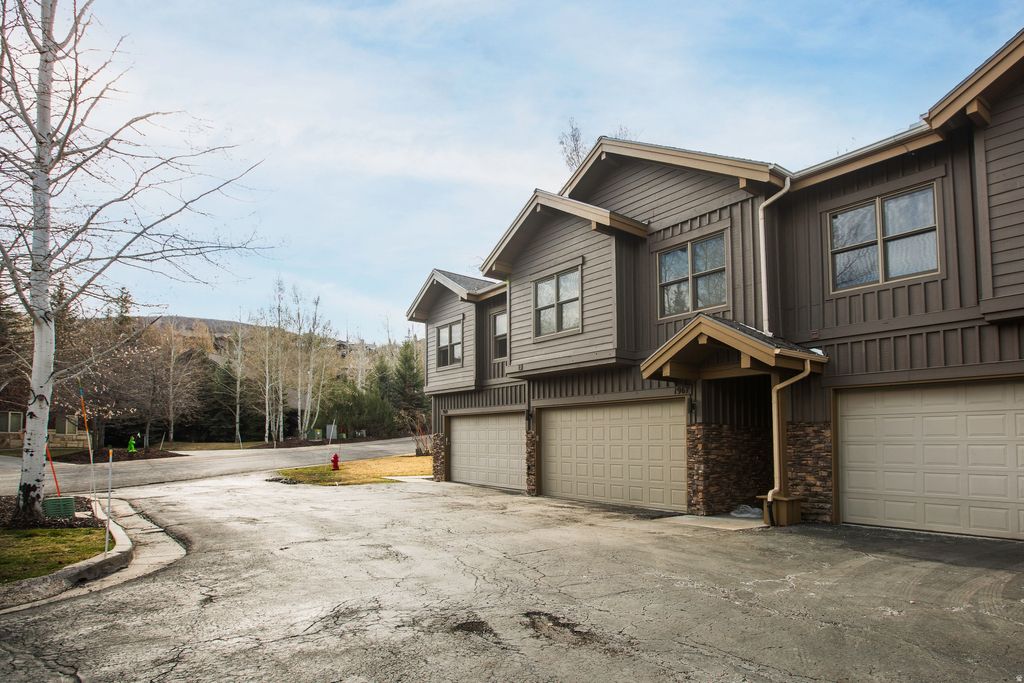 Photo of 1967 PADDINGTON DR, Park City, UT 84060 (MLS # 2147438)