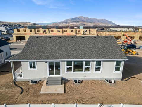 Tiny photo for 201 W 930 N, Santaquin, UT 84655 (MLS # 2124957)