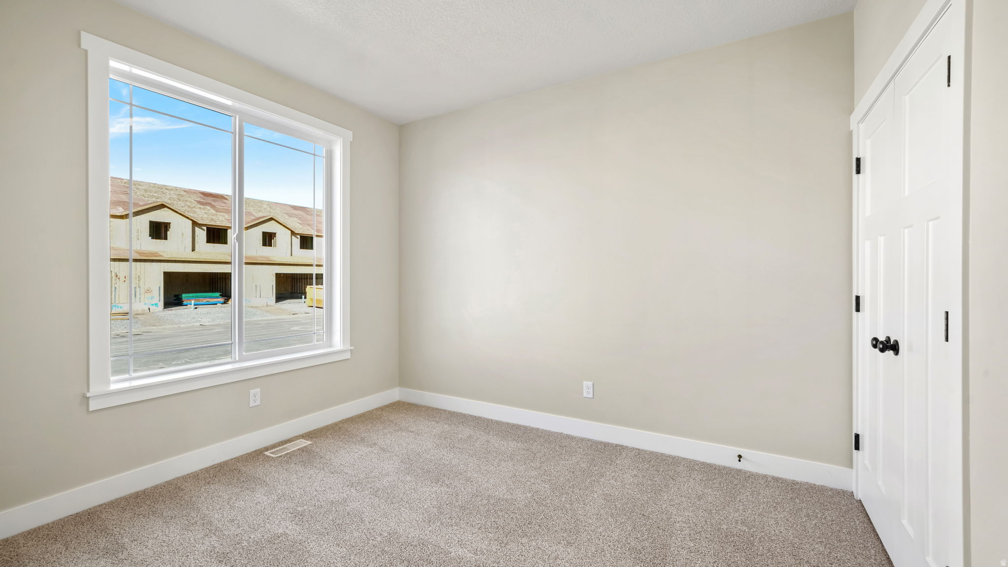 APPLE HOLLOW - Residential